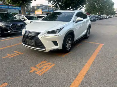 Lexus NX 2018