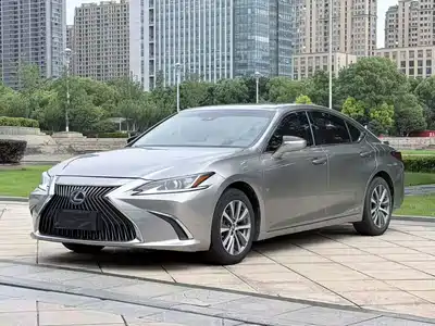 Lexus ES 2019