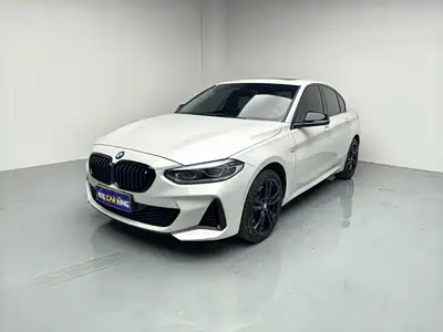 BMW 1 Series 2021