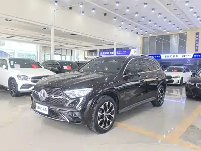 Mercedes-Benz GLC 2023