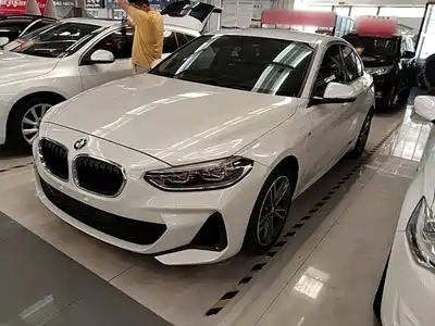 BMW 1 Series 2021