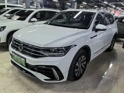 Volkswagen Tiguan L PHEV 2023