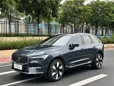 Volvo XC60 Plug-in Hybrid 2024