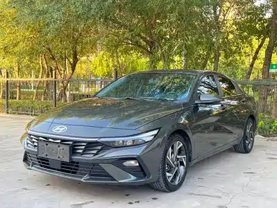 Hyundai Elantra 2023
