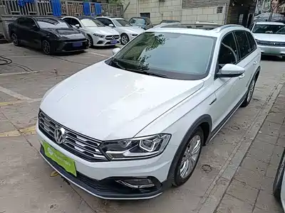 Volkswagen C-TREK 2018