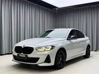 BMW 1 Series 2023