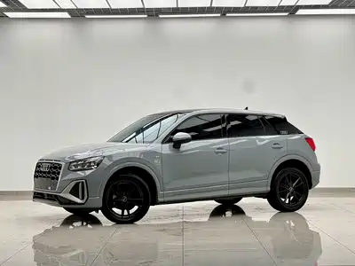 Audi Q2L 2023