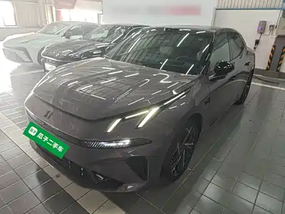 Lynk & Co 07 EM-P 2025