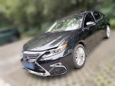 Lexus ES 2018