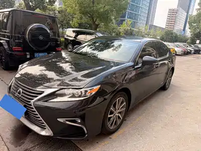Lexus ES 2017
