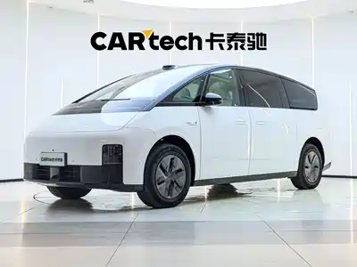 Li Auto MEGA 2025