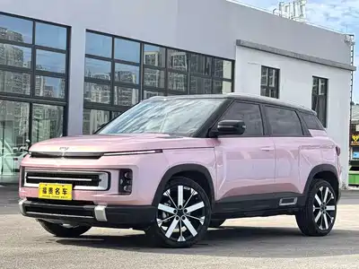 Geely ICON 2022