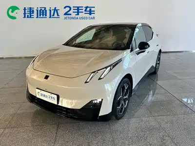Lynk & Co Z20 2025