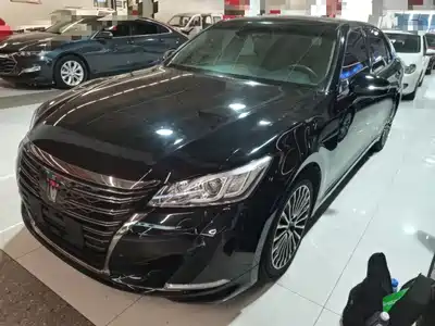 Toyota Crown 2020