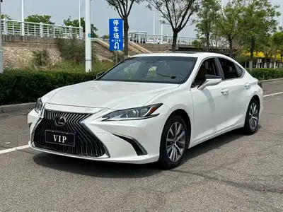 Lexus ES 2018