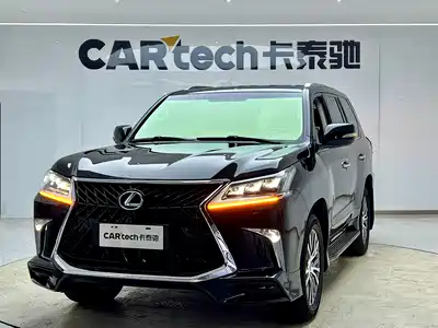 Lexus LX 2017