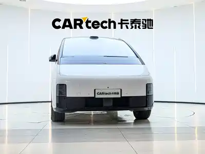 Li Auto MEGA 2025