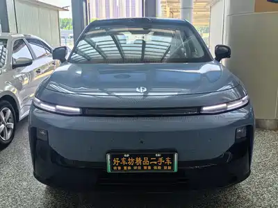 Leapmotor B10 2025