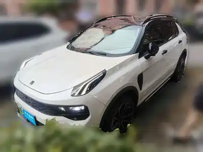 Lynk & Co 01 EM-P 2022