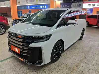 Toyota Vellfire 2024