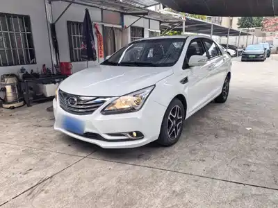 BYD G5 2015