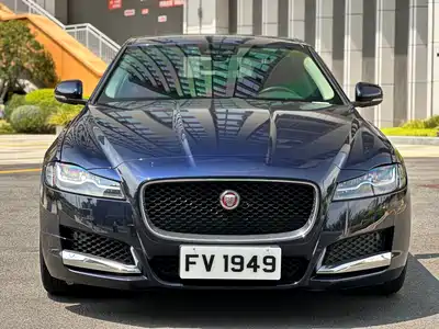 Jaguar XFL 2019