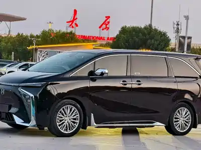Hycan Auto V09 2024