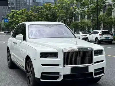 Rolls-Royce Cullinan 2025
