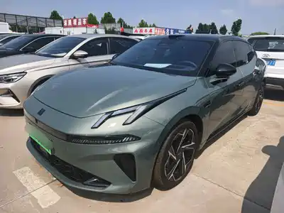 Lynk & Co 07 EM-P 2025
