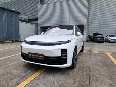 Li Auto L7 2025