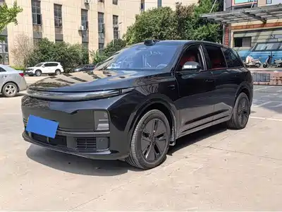 Li Auto L7 2025