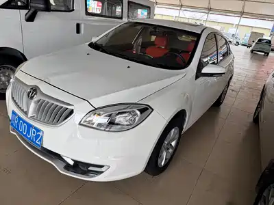 Zhonghua H330 2015