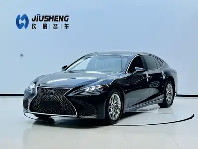 Lexus LS 2020