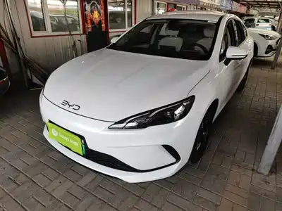 BYD Seal 05 DM-i 2025