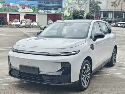 Leapmotor B10 2025