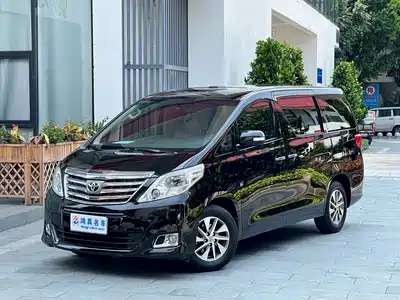 Toyota Alphard 2013