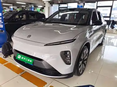 NIO ES8 2023
