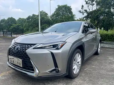 Lexus UX 2022