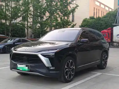NIO ES8 2022