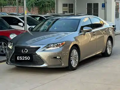 Lexus ES 2018