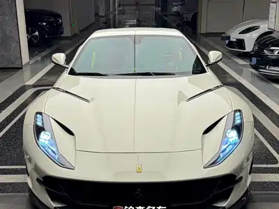 Ferrari 812 2018