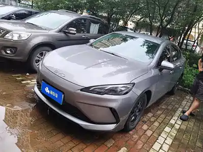 BYD Seal 05 DM-i 2025