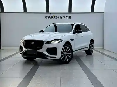 Jaguar F-PACE 2023