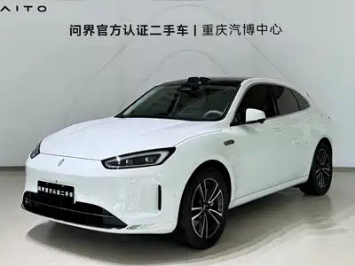 AITO Wenjie M5 2025