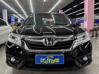 Honda Lingpai 2014