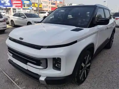 Geely ICON 2024