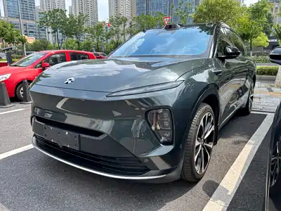 NIO ES8 2023