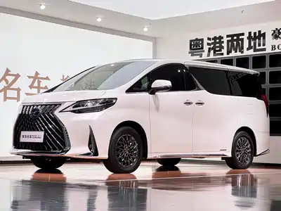Lexus LM 2022
