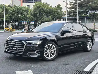 Audi A6L 2022