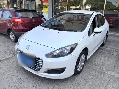 Peugeot 308 2016